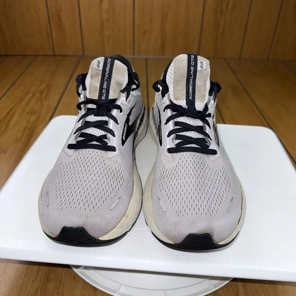 Brooks Adrenaline GTS 22 Mens Running Shoes Grey Black 1103661D012 Size 11.5 D